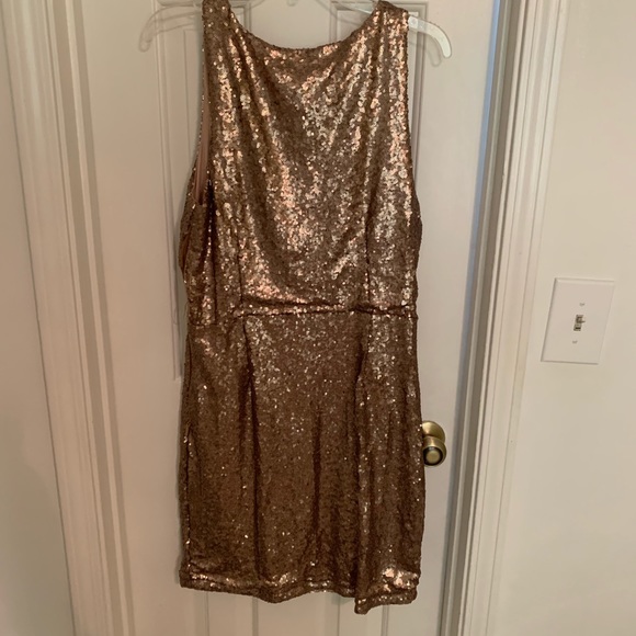 Dress - Picture 2 of 3